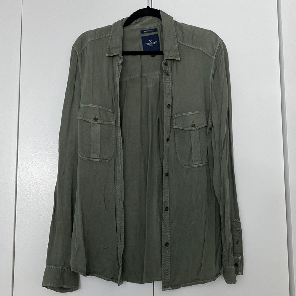 American Eagle Outfitters Sage Green Button Down Shirt